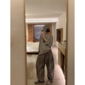 顽季 T恤女上衣 可爱卡通贝蒂kt猫印花宽松休闲圆领长袖 果 韩系ins