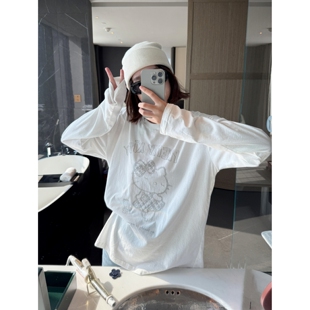 顽季果 独特俏皮可爱kitty猫印花宽松圆领长袖T恤女上衣早秋穿搭