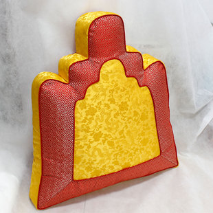 中式宫廷靠垫元宝定制定做靠包靠背罗汉床绸缎扇形大抱枕靠背靠山