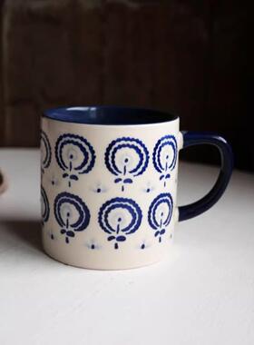 美国LANG设计款陶瓷手作隔离釉浮雕雕刻图案蓝色马克杯水杯咖啡杯