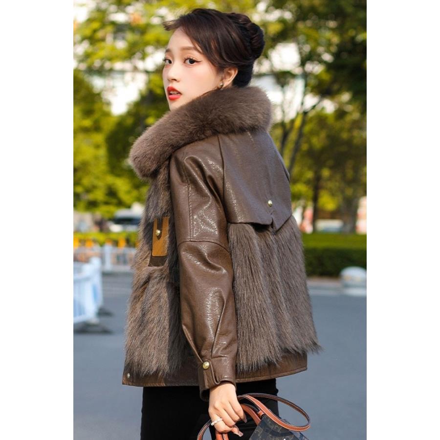 皮草拼接羽绒服女款2023年