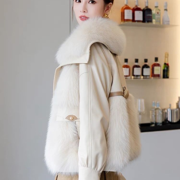 新款海宁真皮衣羽绒服女短