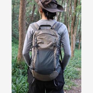 自然复兴户外双肩包轻量化登山包防水运动徒步可折叠大容量背包