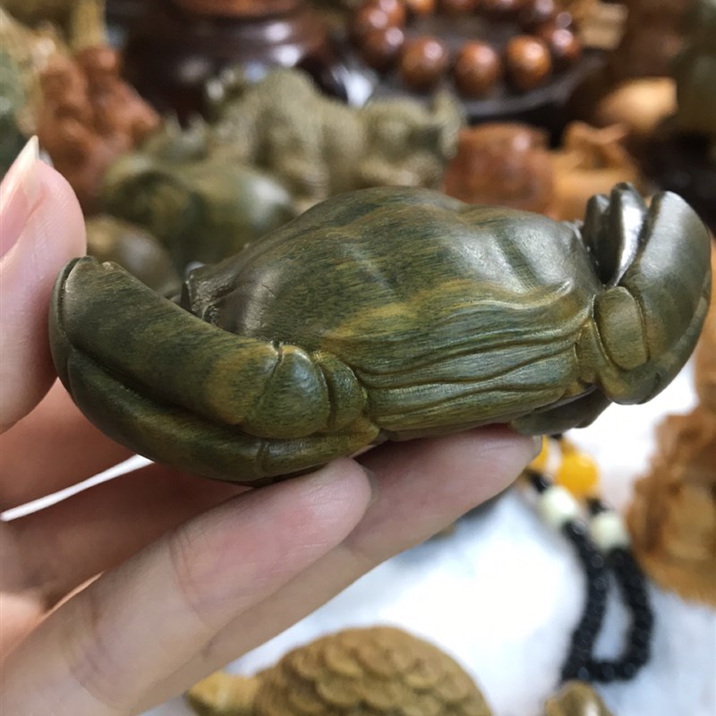 天然绿檀木雕精品螃蟹文玩手把件家居装饰品桌面工艺品檀香摆件