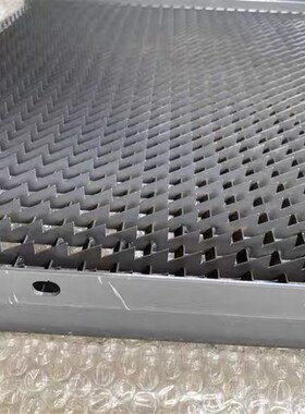 雷沃RG50收割机配件改装锯齿筛T减少跑粮 干净