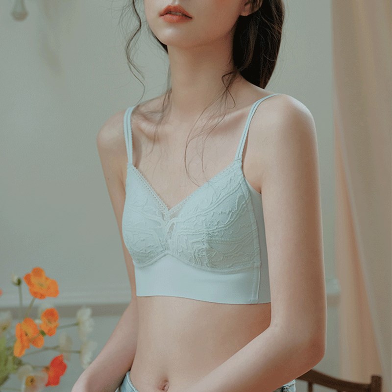 夏季薄款法式内衣女大胸显小蕾丝美背高中少女小胸聚拢文胸无钢圈