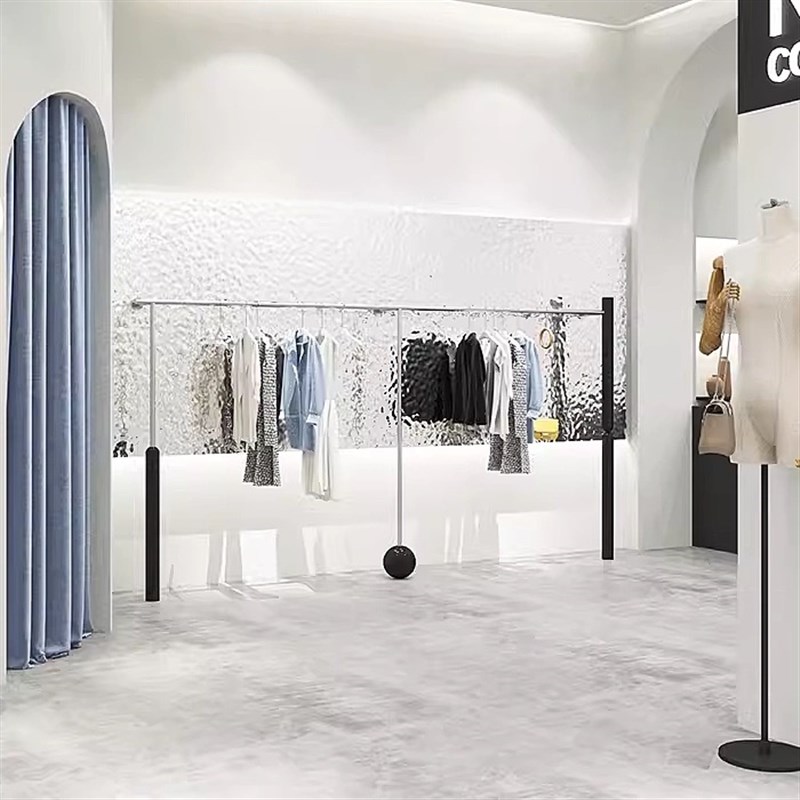 不锈钢拉丝墙上壁挂服装展示架服装店专用网红陈列架上墙架可定制