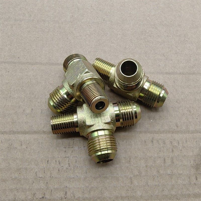 三通侧端Zg1/4-转美标UNF3/4-16牙D型扩口高压铁接头镀锌023434