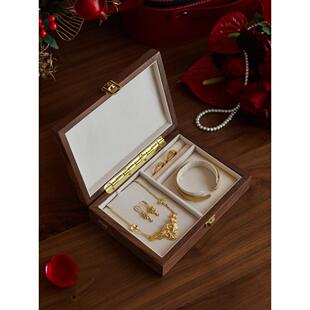 采购产品女朋友生日礼物，实用胡桃高档春节礼物，新娘，新婚妻子