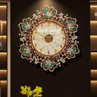 轻奢创意挂钟2025新款客厅装饰挂墙时钟现代简约高级感静音艺术钟