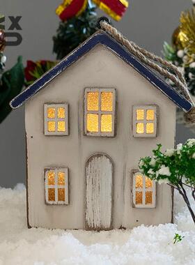 YBOX创意木制小屋耶诞发光小挂件礼品文创覆古工艺品摆饰手工艺品
