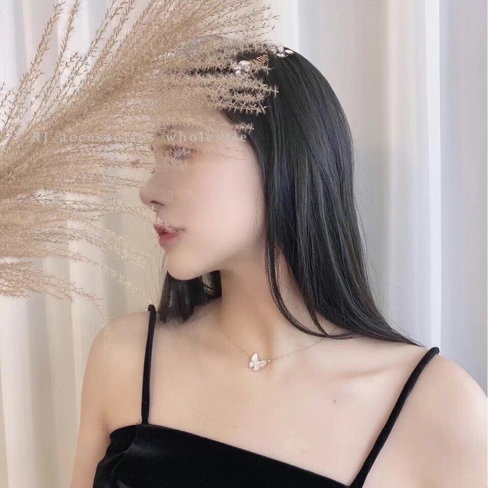 S925银白贝母蝴蝶吊坠项链