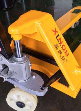 搬运车鑫欧能手动叉车XLNON叉车3吨680X1220型手动托盘叉车