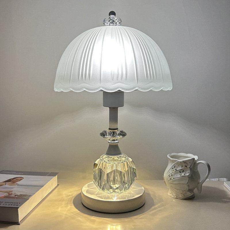 高级感轻奢卧室台灯 可充电遥控调光温馨现代简约2025新款床头灯