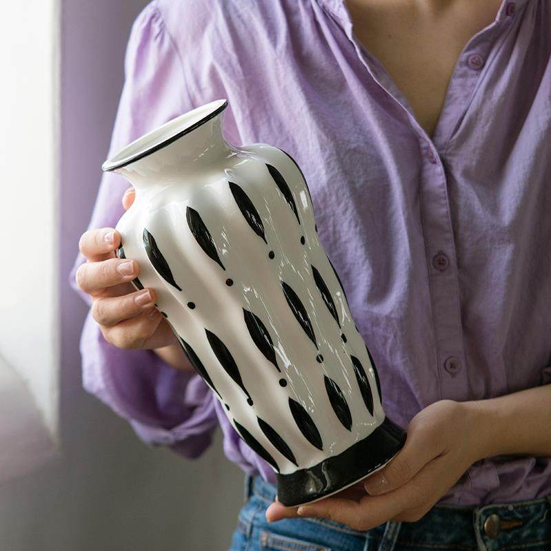 黑白时陶瓷花TC734瓶居尚摩登中古创器意手绘花插花水养家桌面装