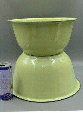 特价果绿色搪瓷盖盆大号31CM33CM带盖搪瓷盆家用和面盆洗菜盆缸钵