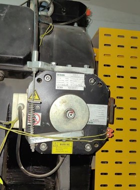 全新DQN090制动器抱闸WA42175博玛曳引机西继迅达双驱动磁力器