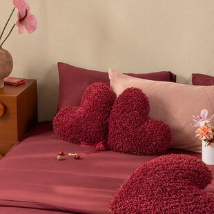 结婚啦抱枕红色爱心婚房布置压床心形礼物靠垫喜庆靠枕客厅沙发