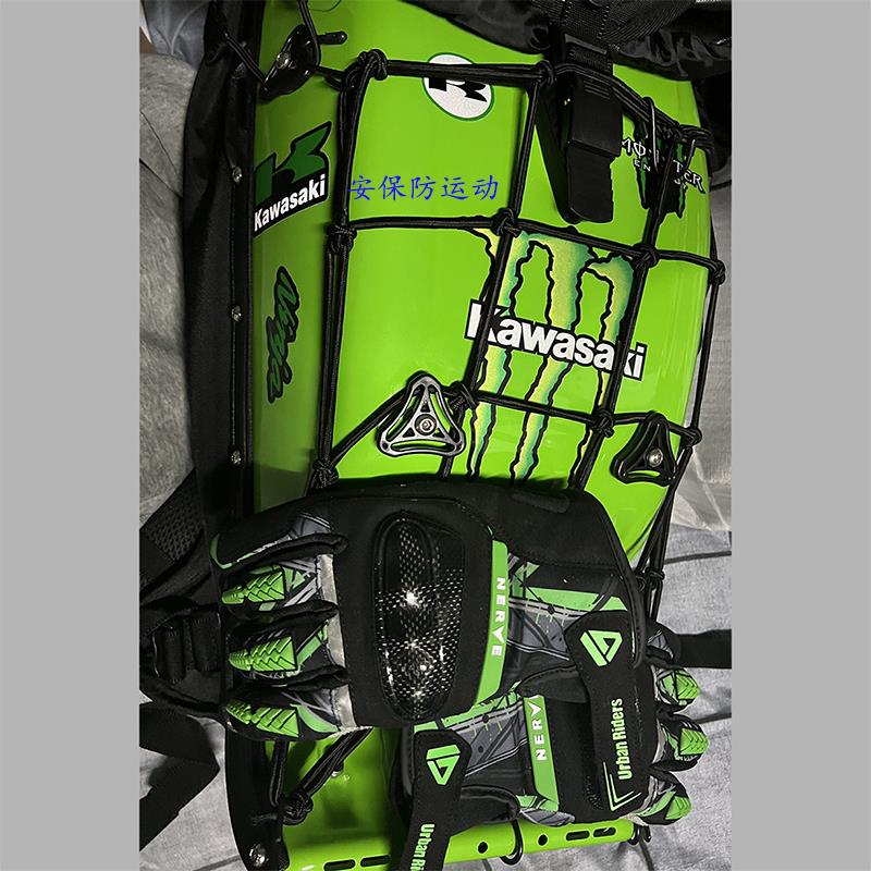 机车骑士揹包双肩硬壳安全帽包机车摩旅骑行装备男防水大容量碳纤