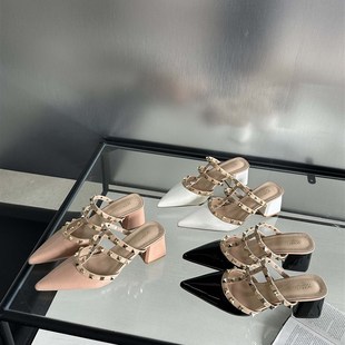包头尖头半拖鞋女2024夏季6公分法式高级感铆钉凉粗跟半托凉鞋