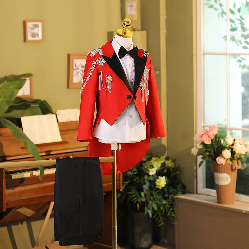 高定男童儿童燕尾服套装独唱模特T台走秀小主持人钢琴演出燕尾服