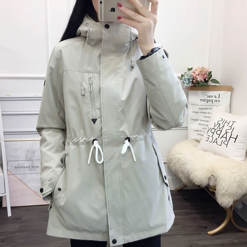 冬季冲锋衣女中长款收腰可拆卸三合一加厚防水防风登山服大码外套