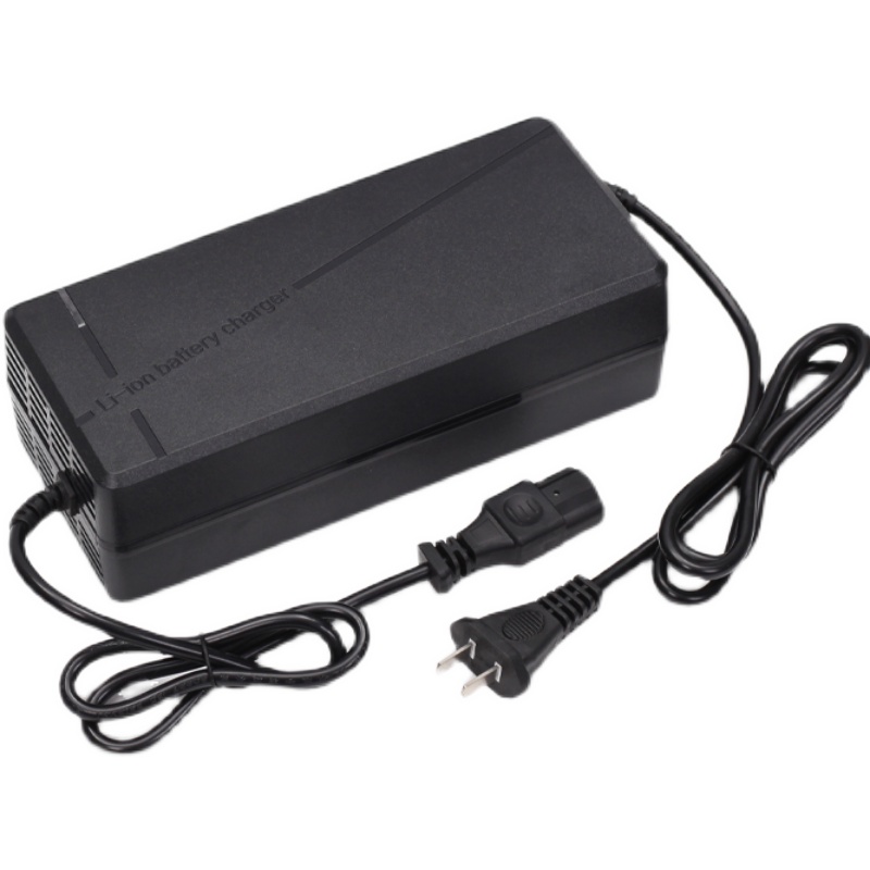 锂电池充电器12V20A30A三元铁锂12.6V 14.6V扫地车叉车工程车房车