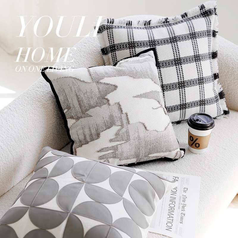ins风奶油色轻奢高级感中古靠枕沙发抱枕套现代简约飘窗一件代发