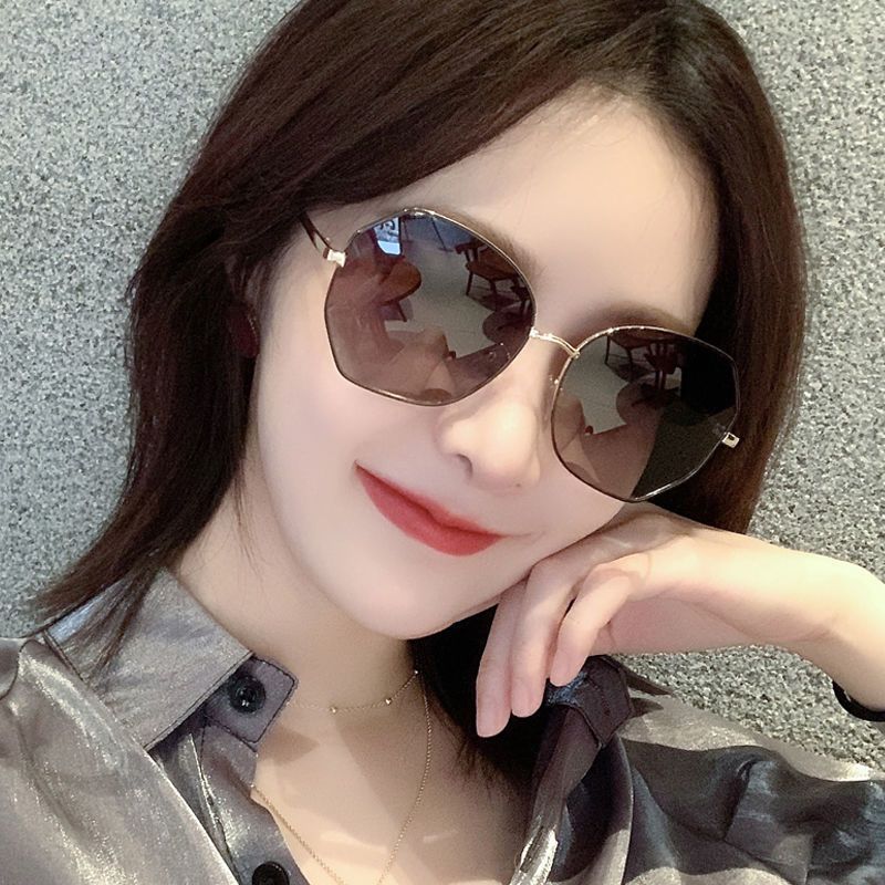 墨镜女韩版网红同款气质太阳镜女2022款大脸显瘦女士偏光太阳眼镜