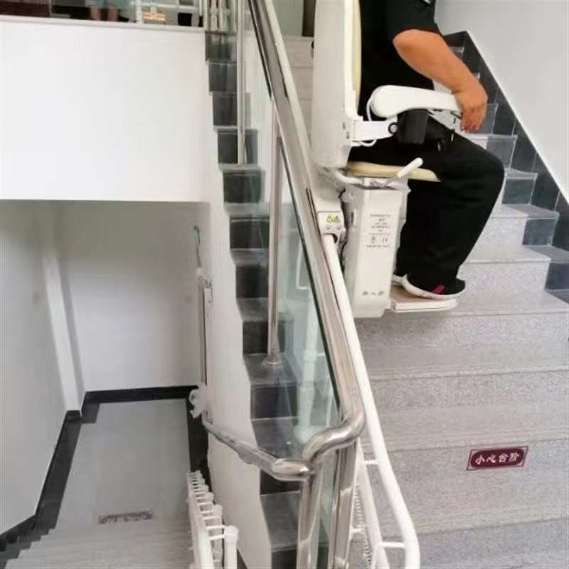 直线型楼道楼梯二层自建房家用老人智能一体六层家用座椅电梯电动
