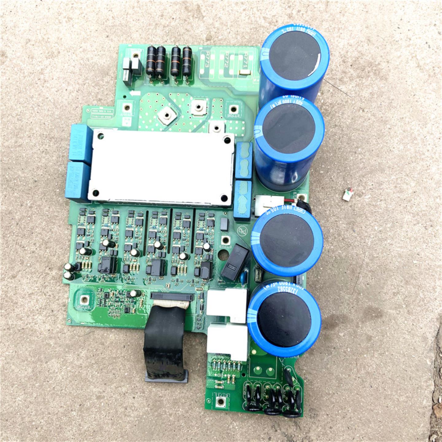 132B6170丹佛斯变频器FC360系列30-37KW千瓦触发驱动板