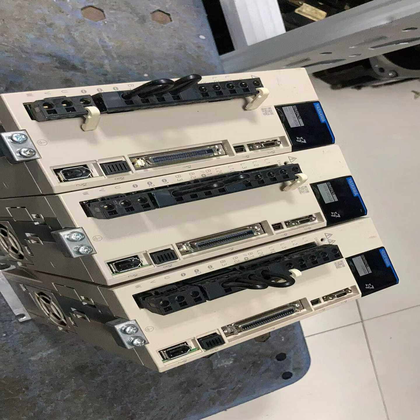 【星慕电子】安川YASKAWA伺服驱动器，型号SGD7S-5R5A00A