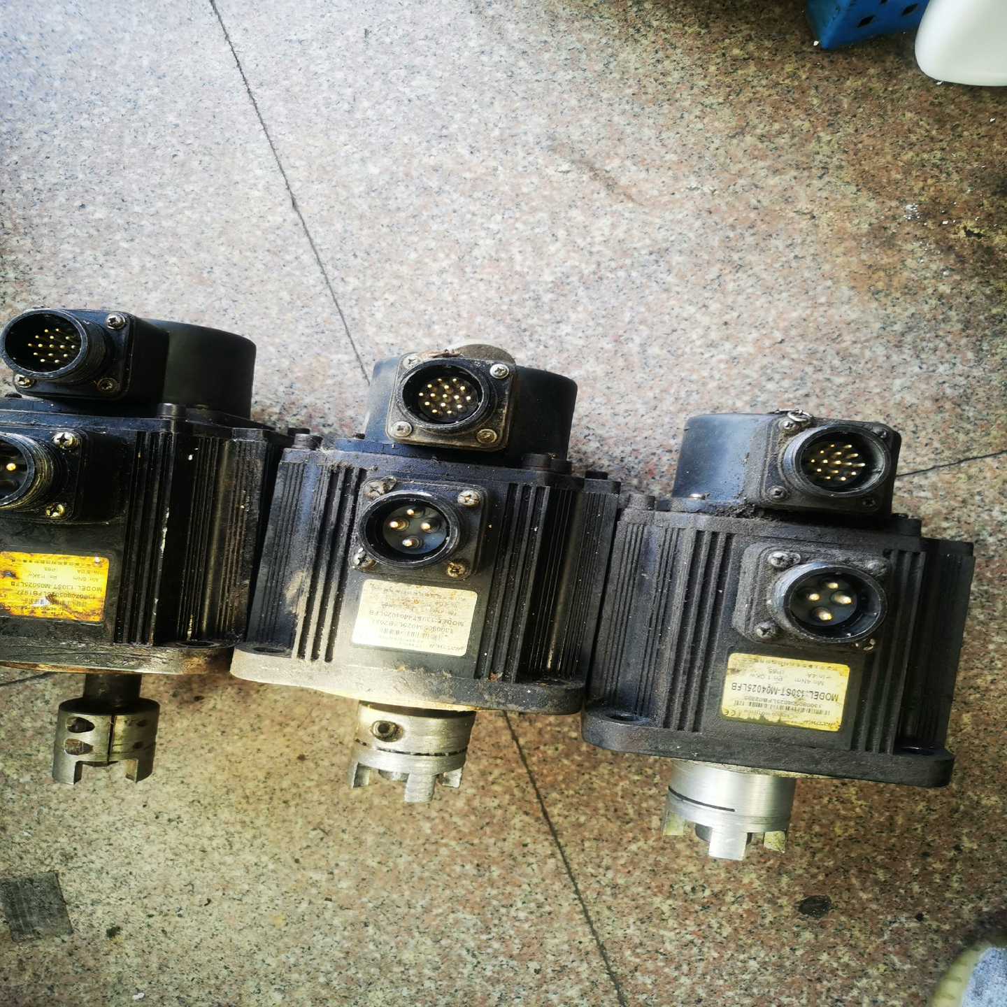 议价华大伺服电机130ST-M04025LFB,拆机包好,运费到