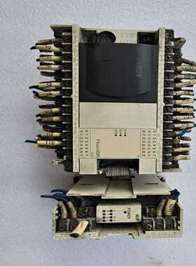 三菱FX3GA-40MR-CMFX2N-8ER实物拍摄--议价商品