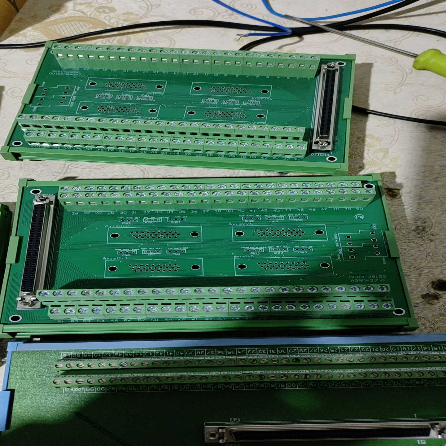 询价~ADAM一39100  ADAM一3956转换版四条。40一