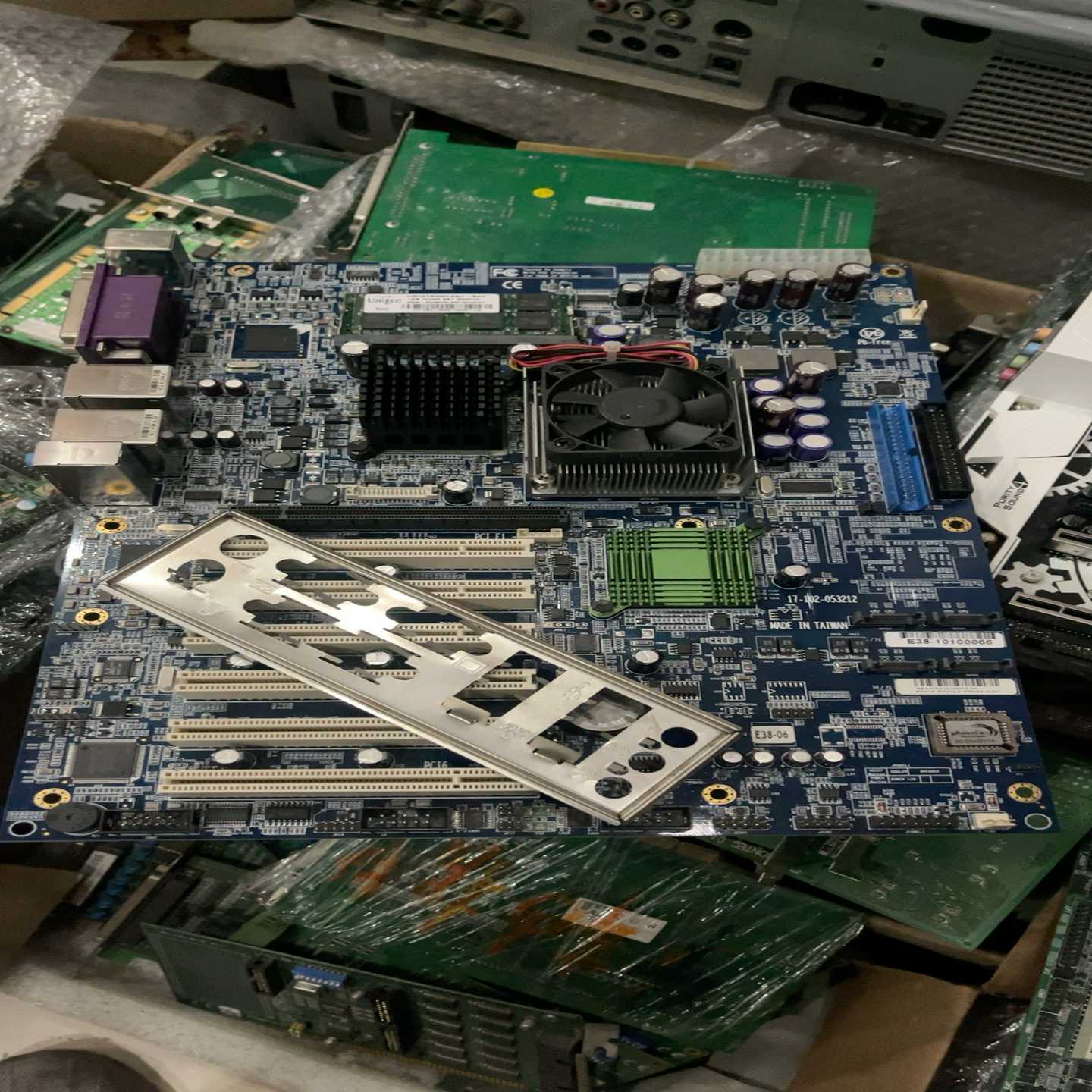 询价拍~工业设备主板 17-102-053212 B5325L－D2