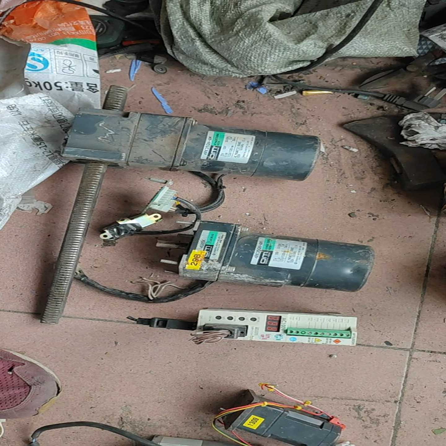 议价拆机东方OM水平直线减速机4LF20N-34RK25GN-