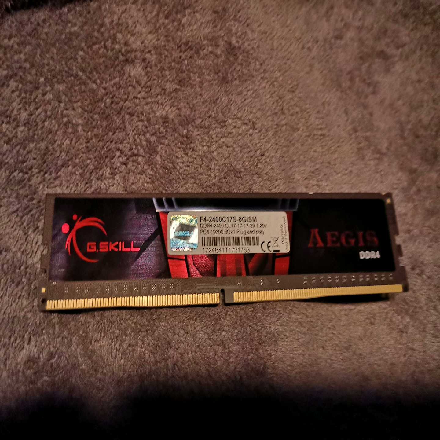 芝奇AEGIS系列 F4-2400C17S-8GISM DD[浩蓉商户]