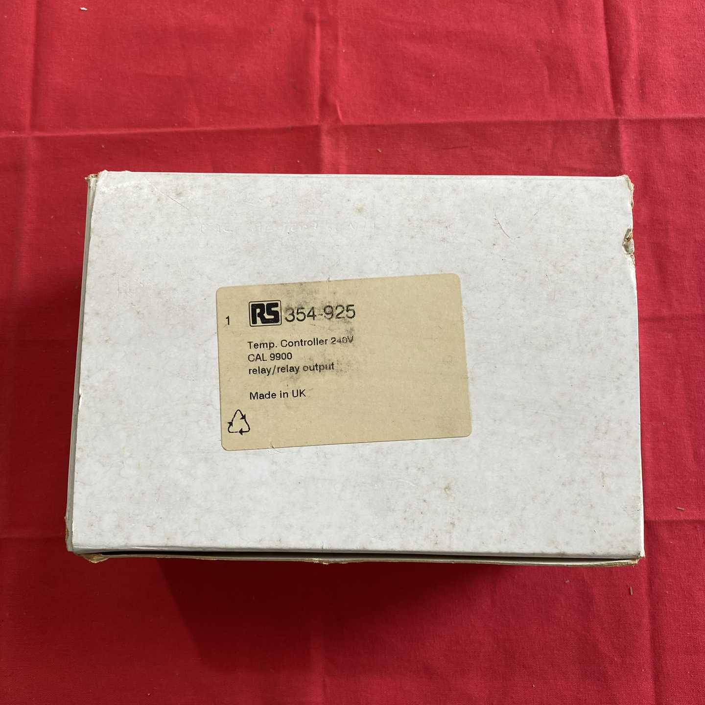 英国RS CAL 9900温度控制器型号354-925；议价