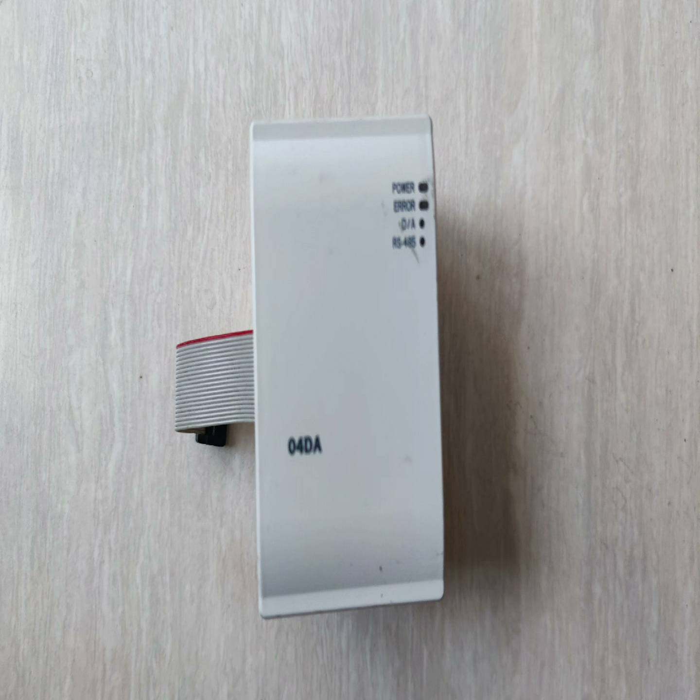 台达PLC扩展DVP04DA-H2成色实物图，功能正常询价