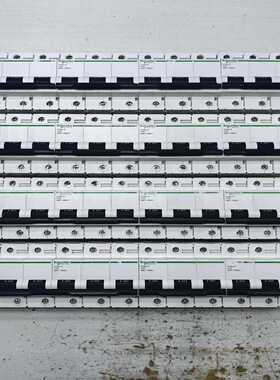 九成新施耐德C120L-S3PC80安的空气开关--议价商品