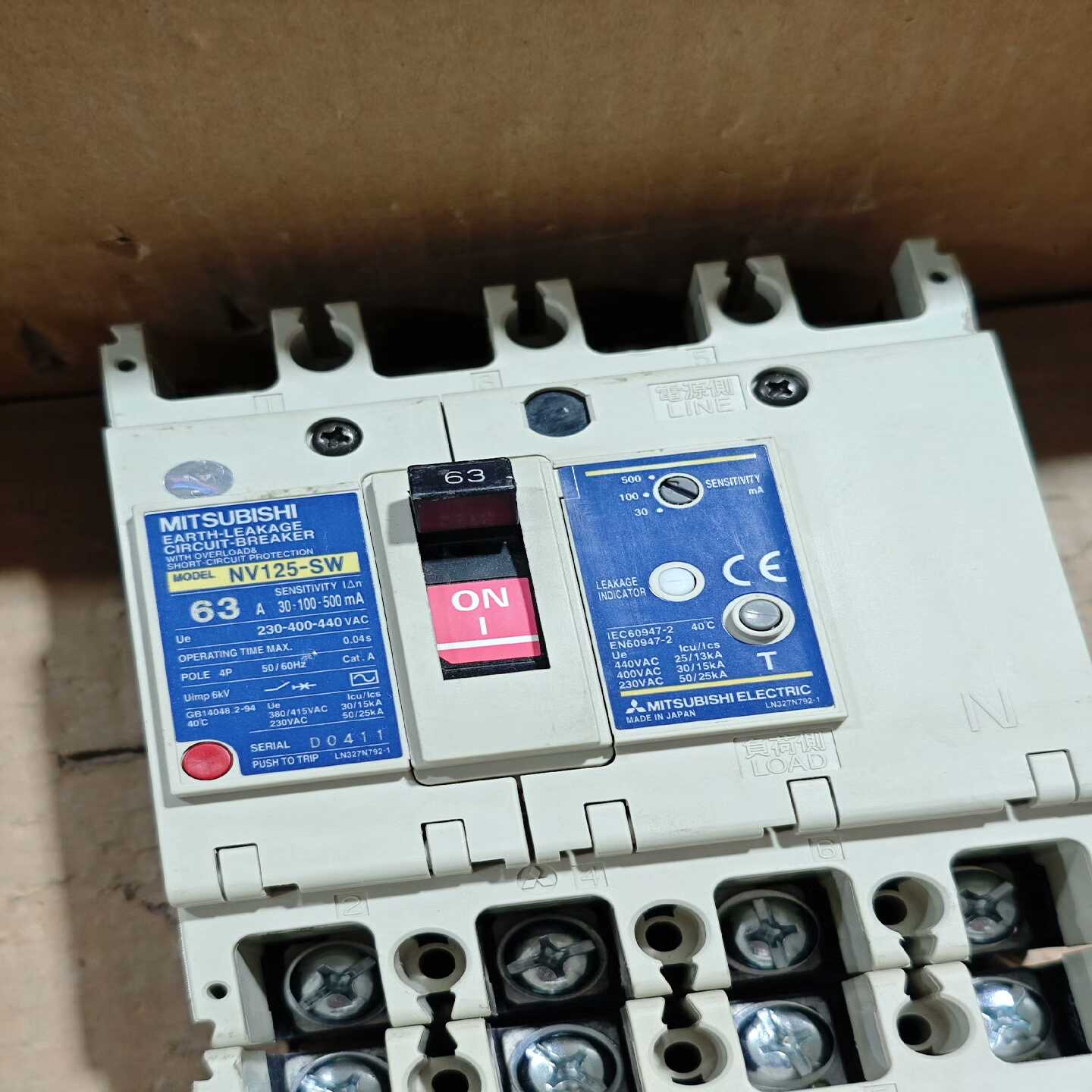 议价三菱NV125-SW4P63A漏电保护器原装正品拆机
