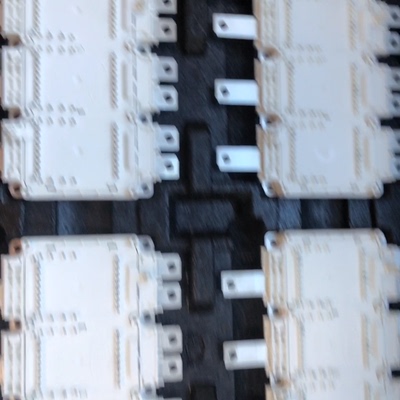 溢价-FS820R08A6P2LB