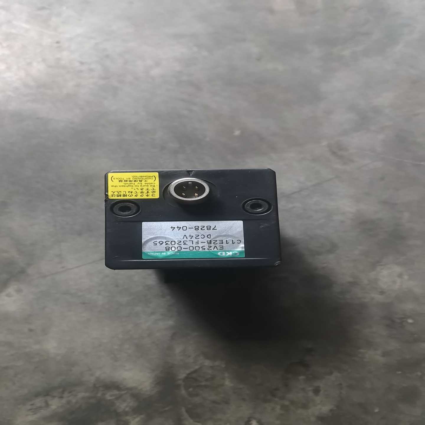 咨询-CKD比例阀EV2500-008，型号C11E2B-FL32