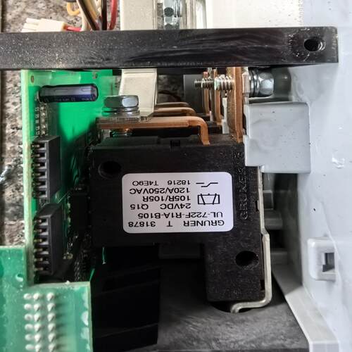 询价~丹佛斯软启动器，内置旁路接触器，UL-722F-R1A-B1