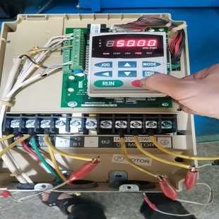 功能 四台 变频器VFD110F43A 11KW