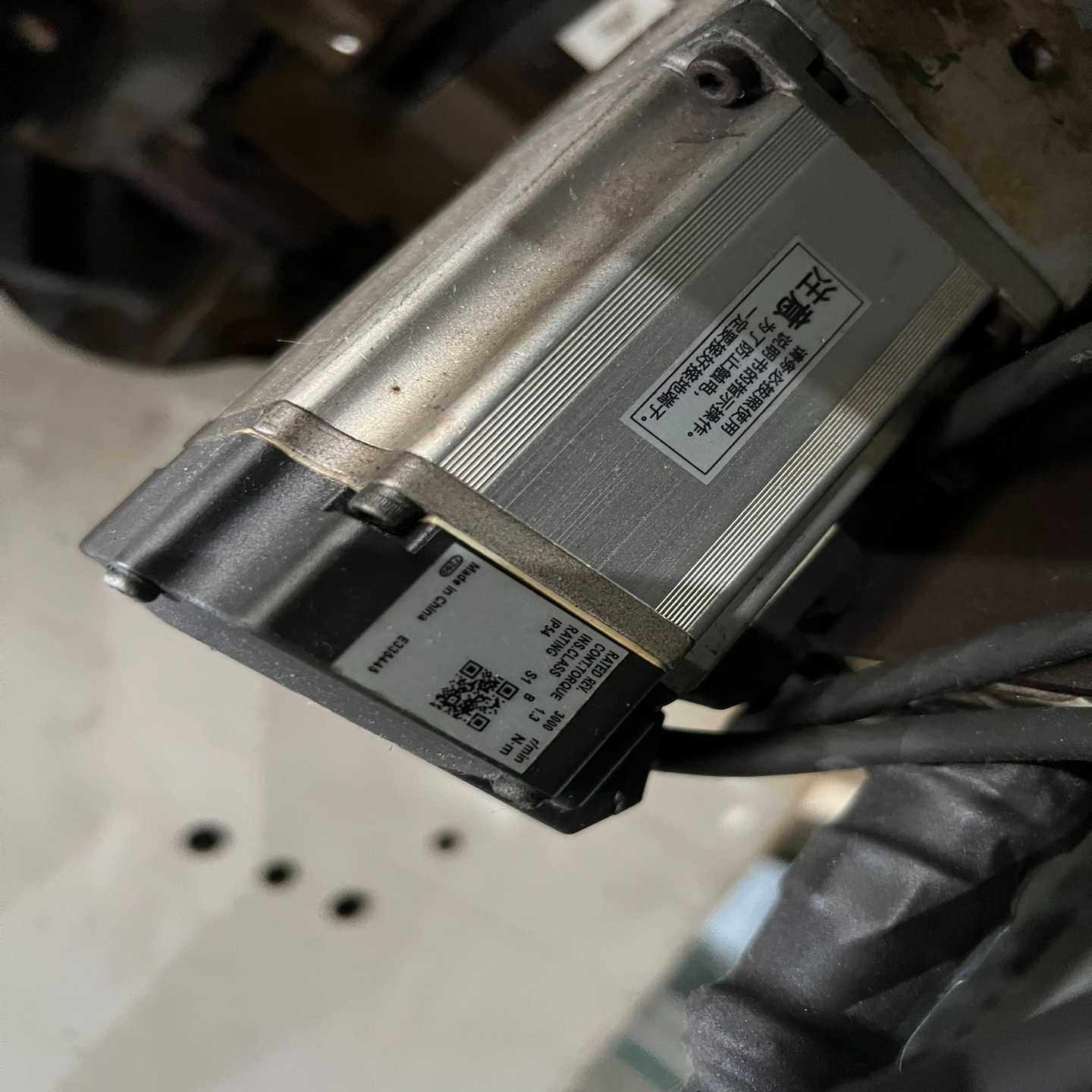 MSM031C-0300-NN-M0-CH0-议价