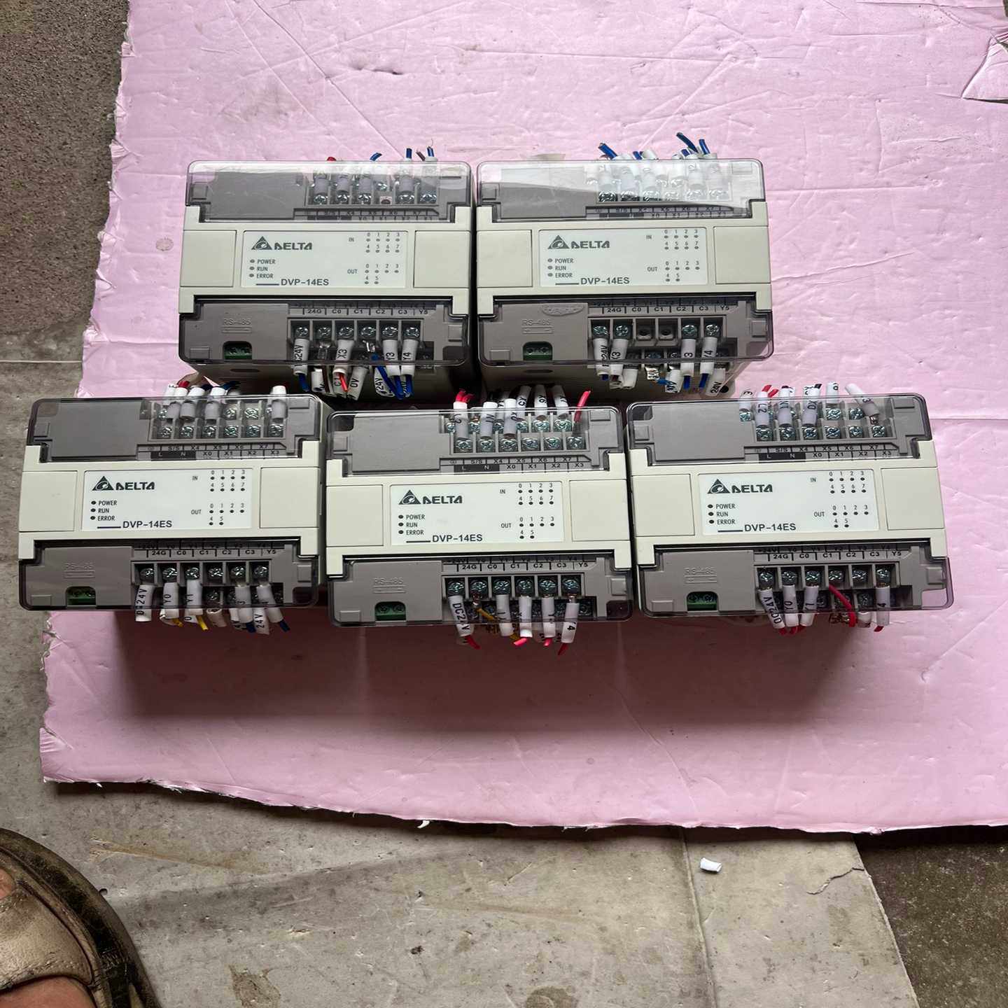 台达DVP14ES00R2，二手拆机，功能包好。成色漂亮可--议价商品