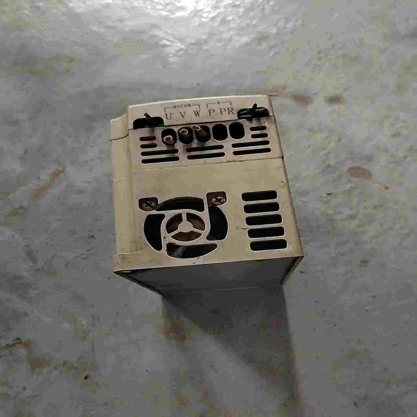 海利普变频器，HLPC00D423B，，功能。询价