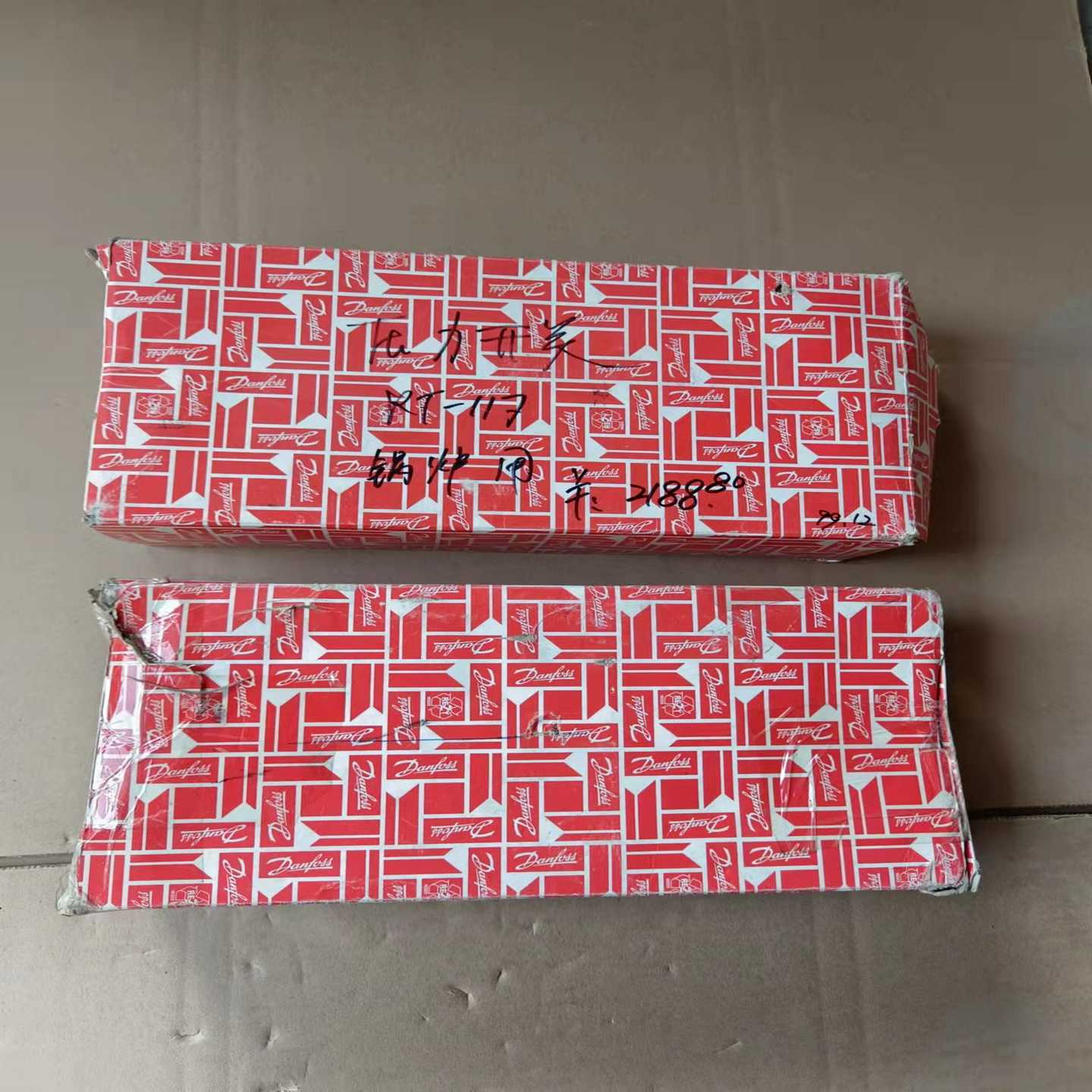 丹佛斯压力控制器RT17      017-5295带包装2~询价